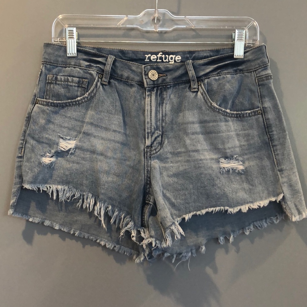 Light wash jean shorts